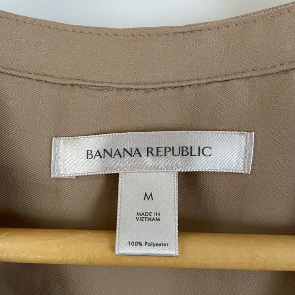 Banana Republic, Essential Sleeveless M Beige 100% Polyester. - Picture 4 of 5